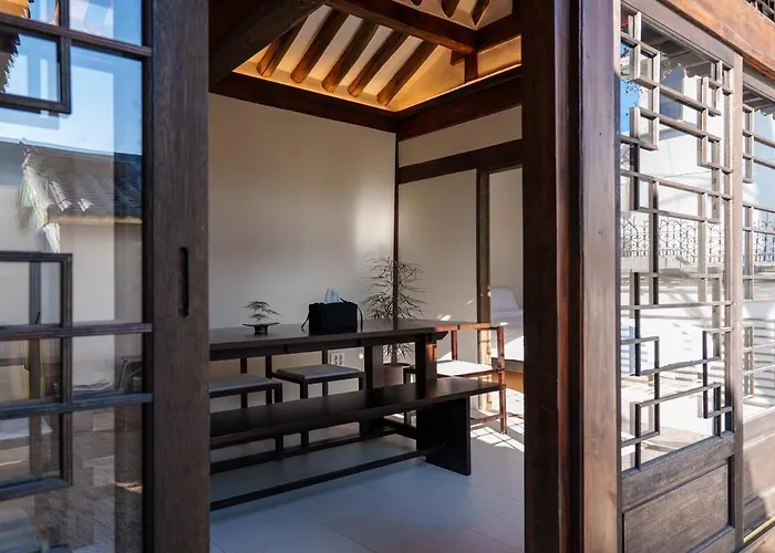 Near Gyeongbokgung Palace Private Hanok Villa