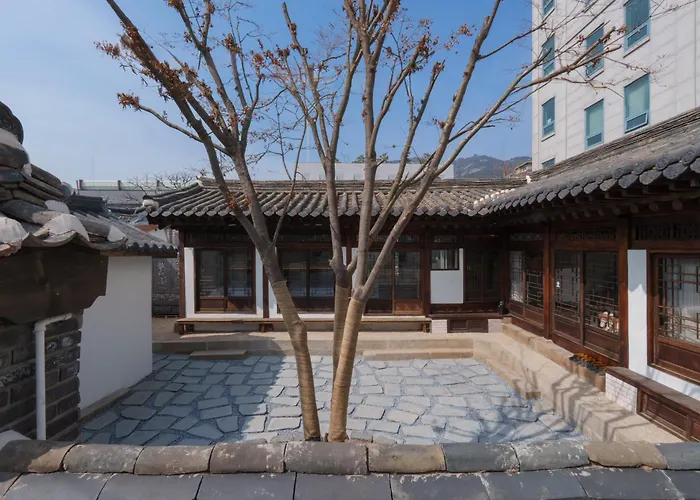 Villa Near Gyeongbokgung Palace Private Hanok